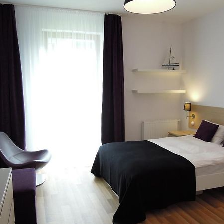 Apartamenty Karawela - Nadmorski Dwor Gdansk Oda fotoğraf