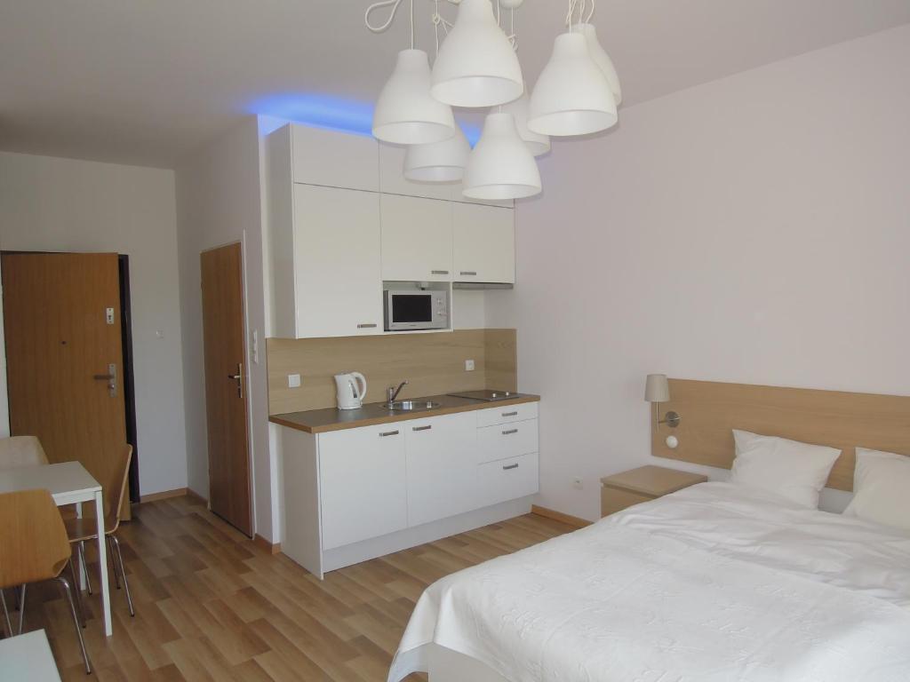 Apartamenty Karawela - Nadmorski Dwor Gdansk Oda fotoğraf